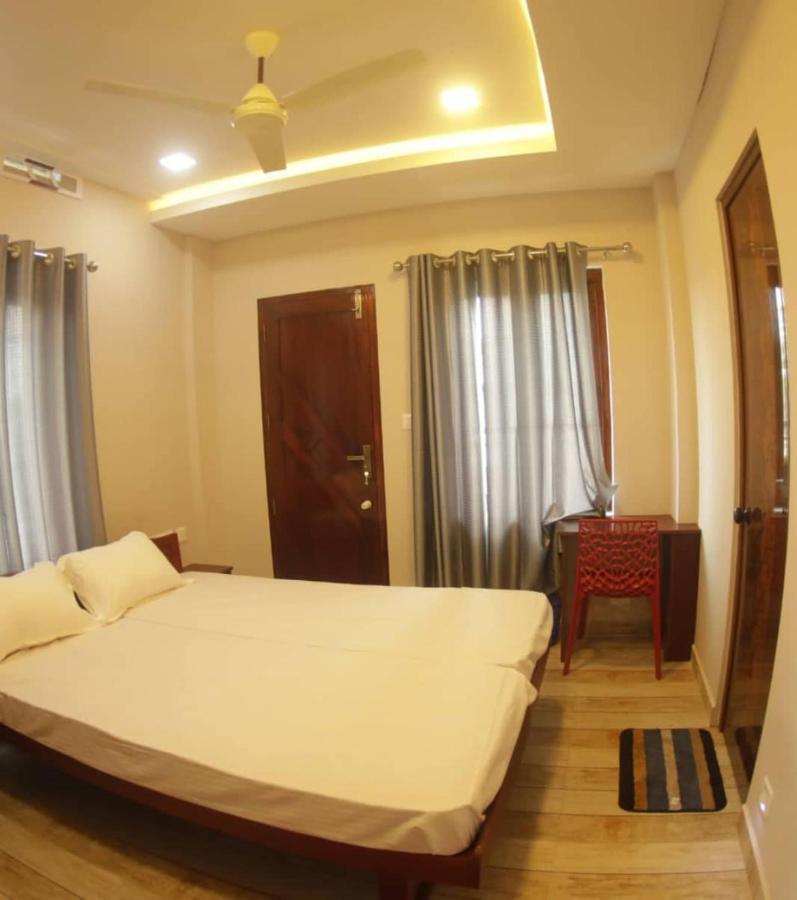 Meghdoot River Resort Kochi Dış mekan fotoğraf
